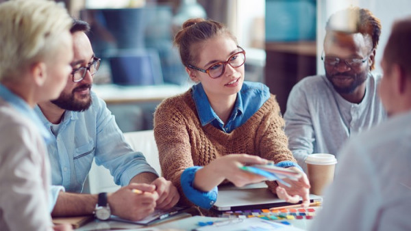 تمكين وبناء ثقافة تنظيمية إبداعية